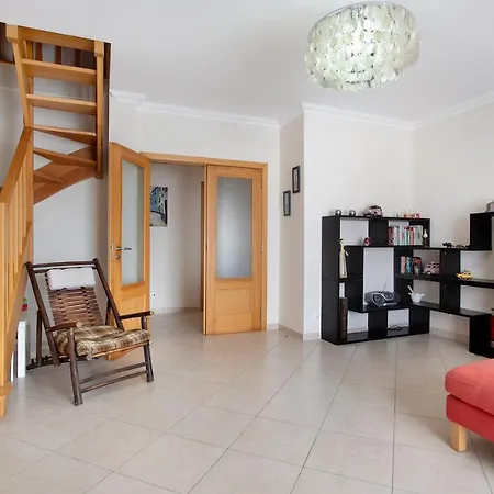 بيت للعطل A O - House Casual