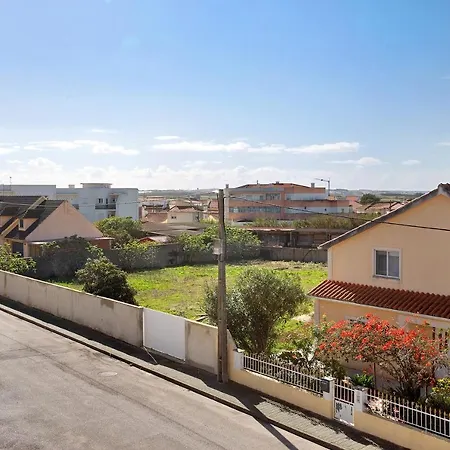 A O - House Casual بيت للعطل فيريل