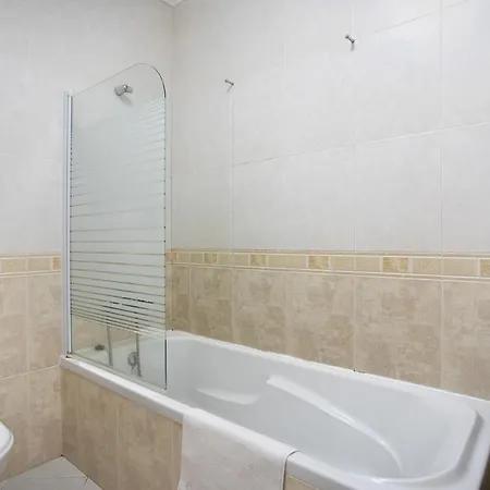 A O - House Casual بيت للعطل *