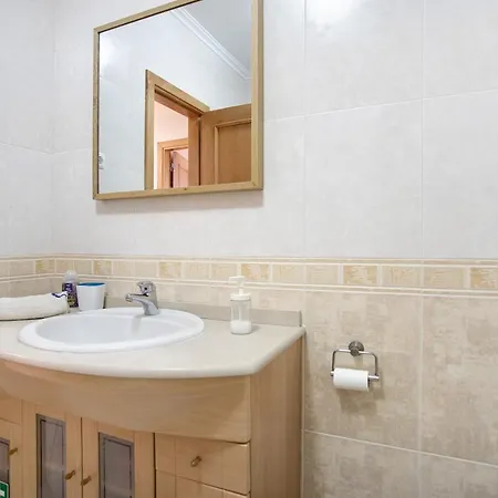 A O - House Casual فيريل